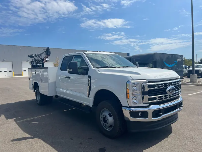 2025 FORD F350