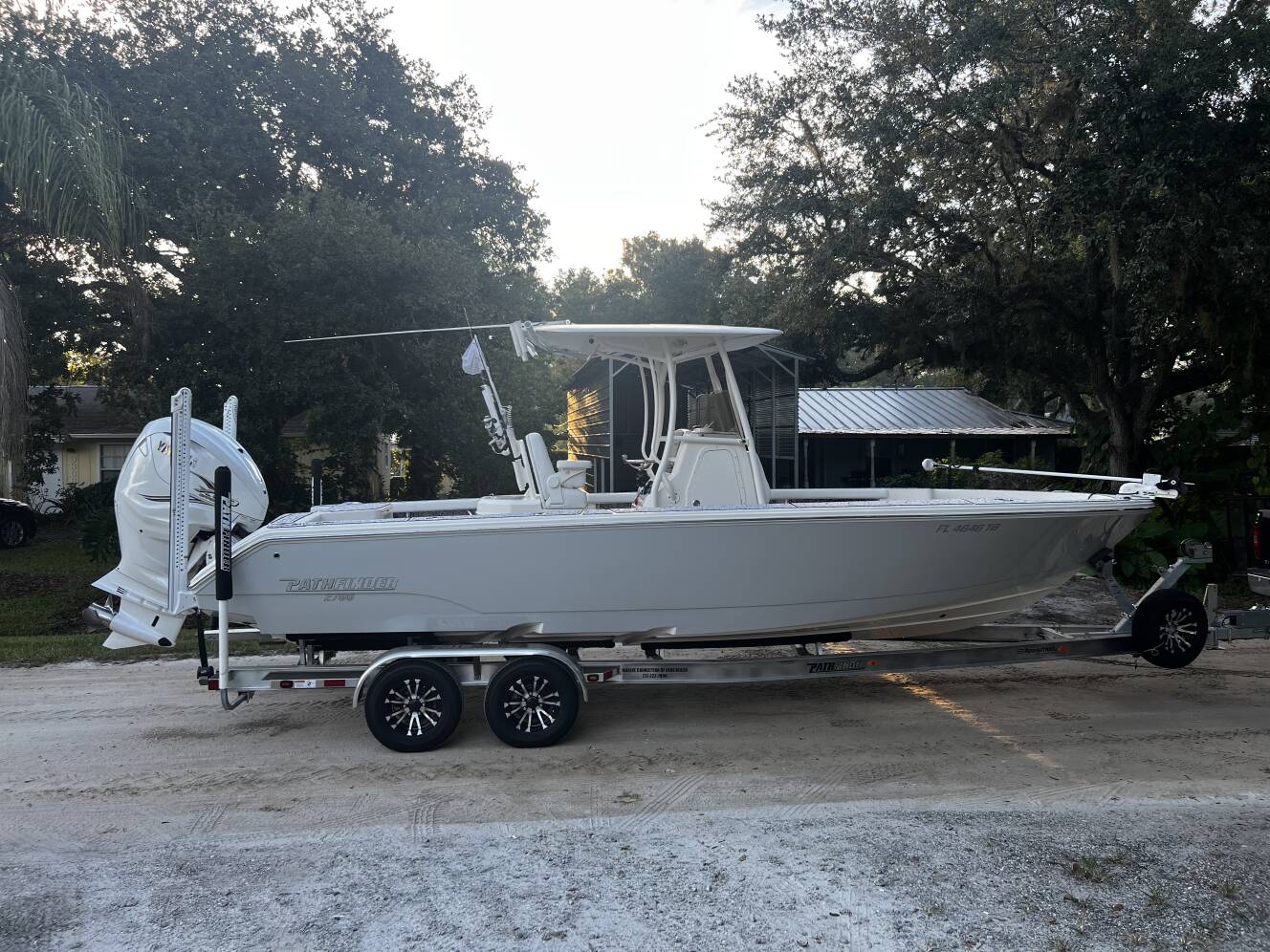 A photo of this 2022 Pathfinder 2700 Open