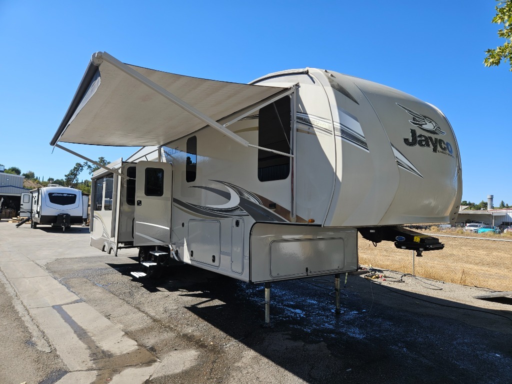 とと TVS NTORQ 125 Price in Baidyanath Deoghar – Ex-Showroom, Top