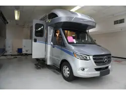 2025 WINNEBAGO VIEW 24T