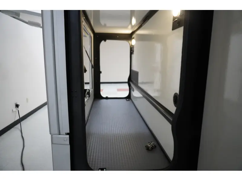 2025 WINNEBAGO VIEW 24T