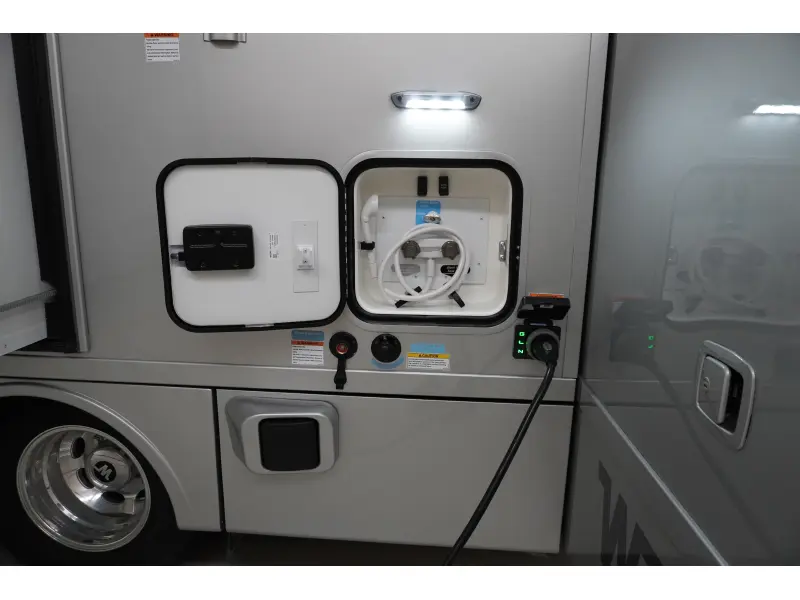 2025 WINNEBAGO VIEW 24T