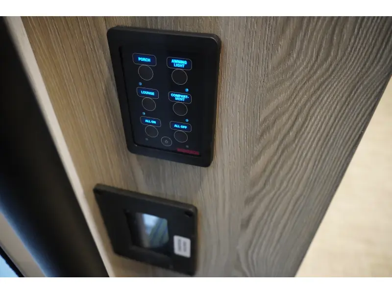 2025 WINNEBAGO VIEW 24T