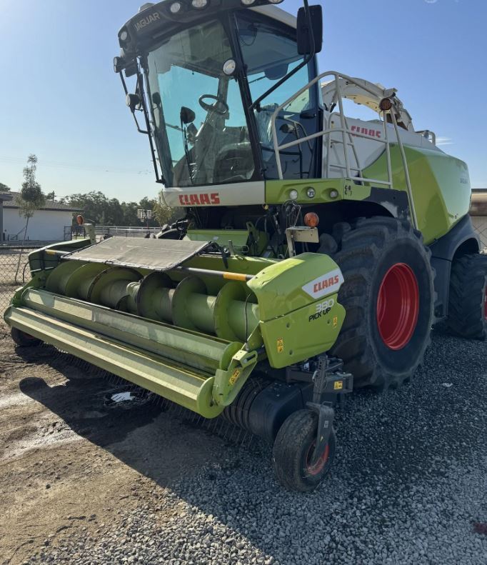 2019 CLAAS Jaguar 880 in Hanford, CA