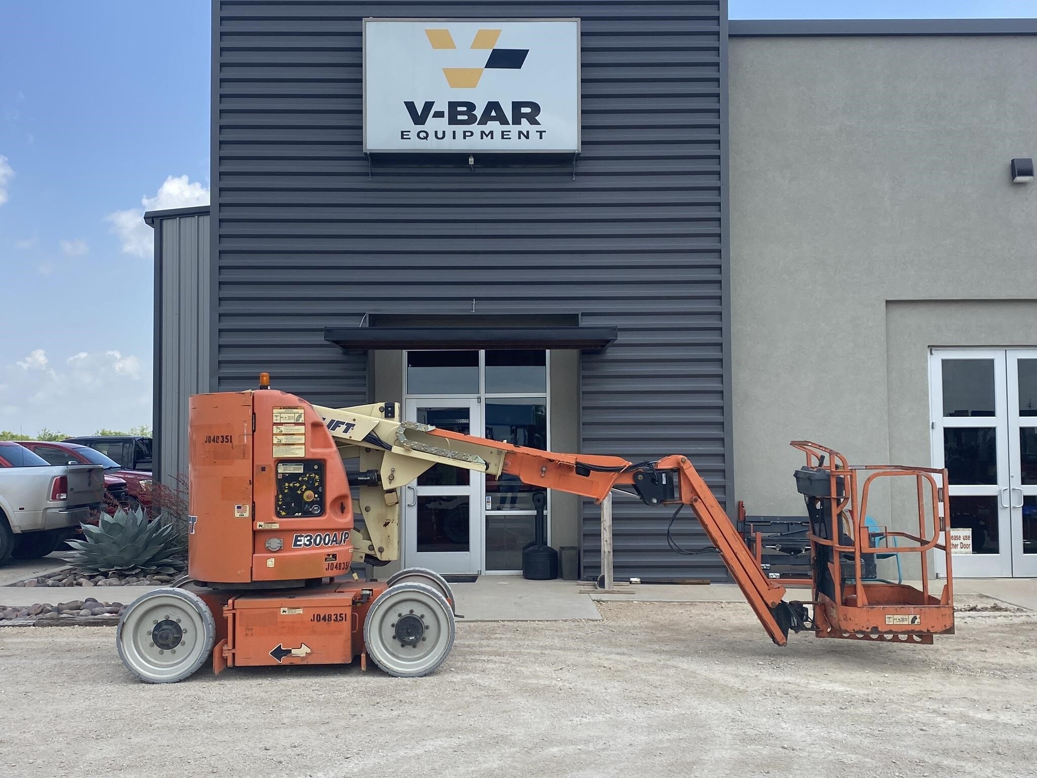 2008 JLG E300AJP in Lubbock, TX
