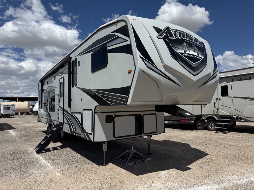 2022 Eclipse Recreational Vehicles ATTITUDE 3322SAG in tucson AZ