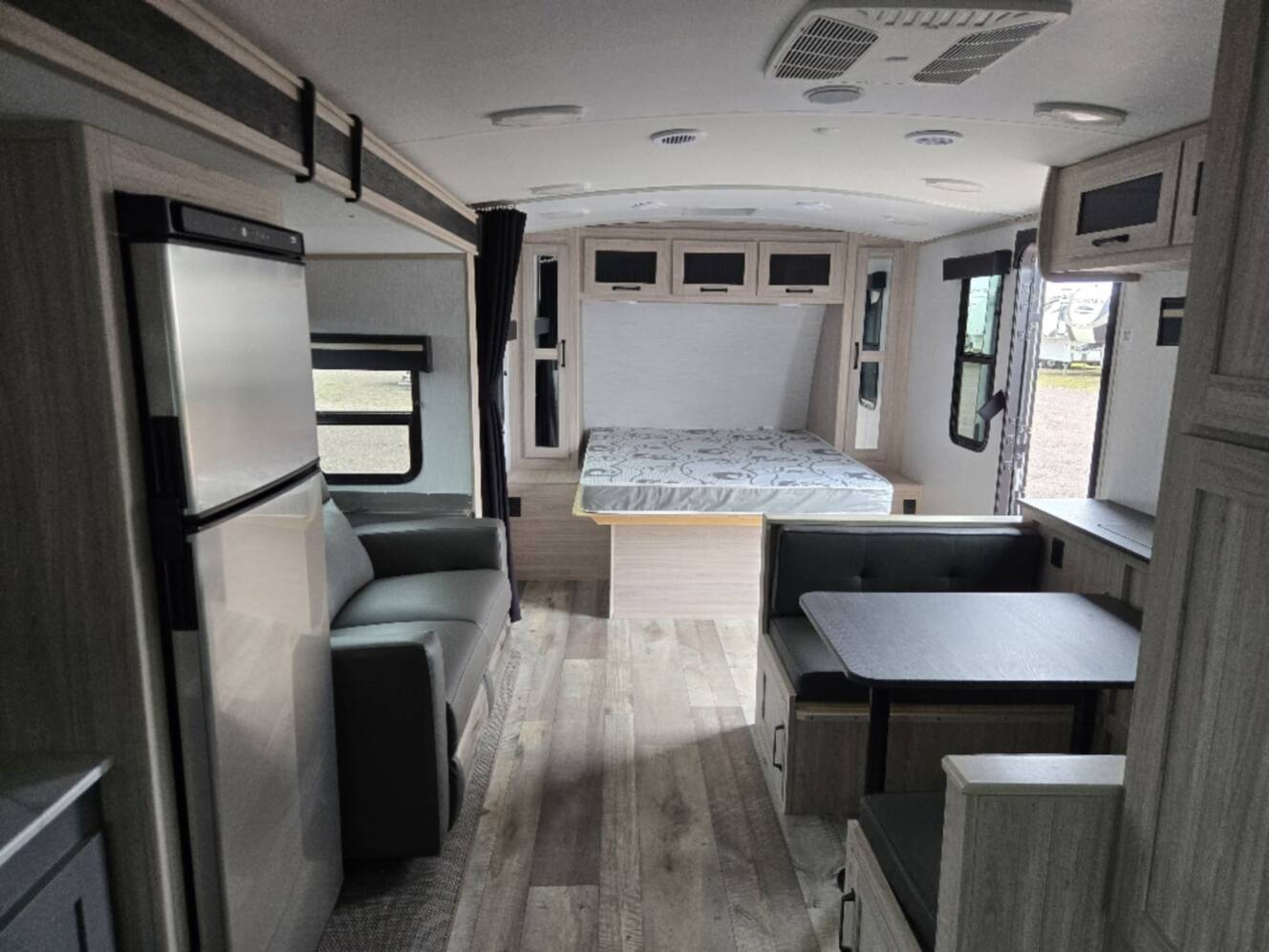 A photo of this 2022 Heartland Sundance Ultra-Lite 231ML