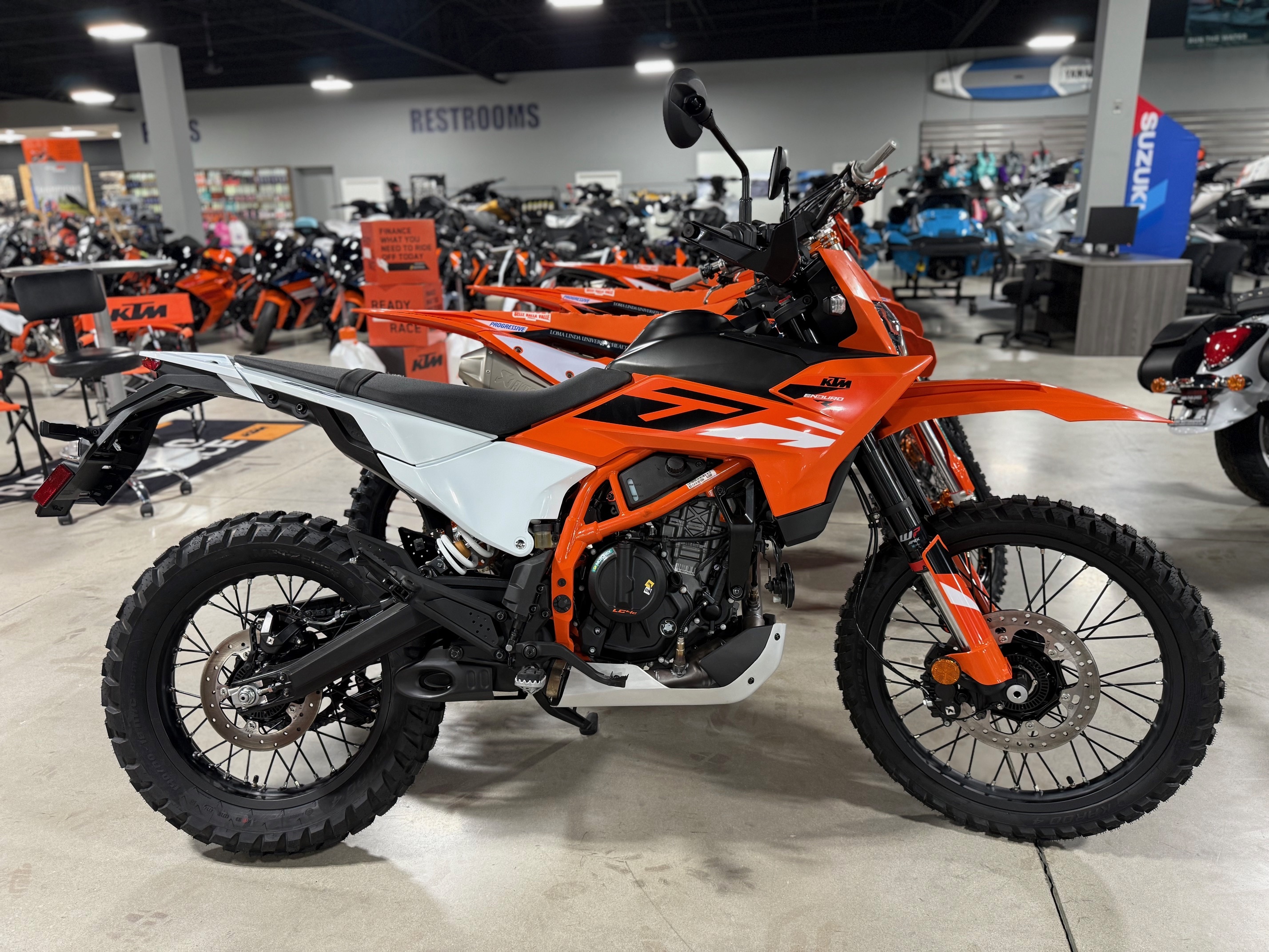 R Graves-Kawasaki-ZX6R-Left-
