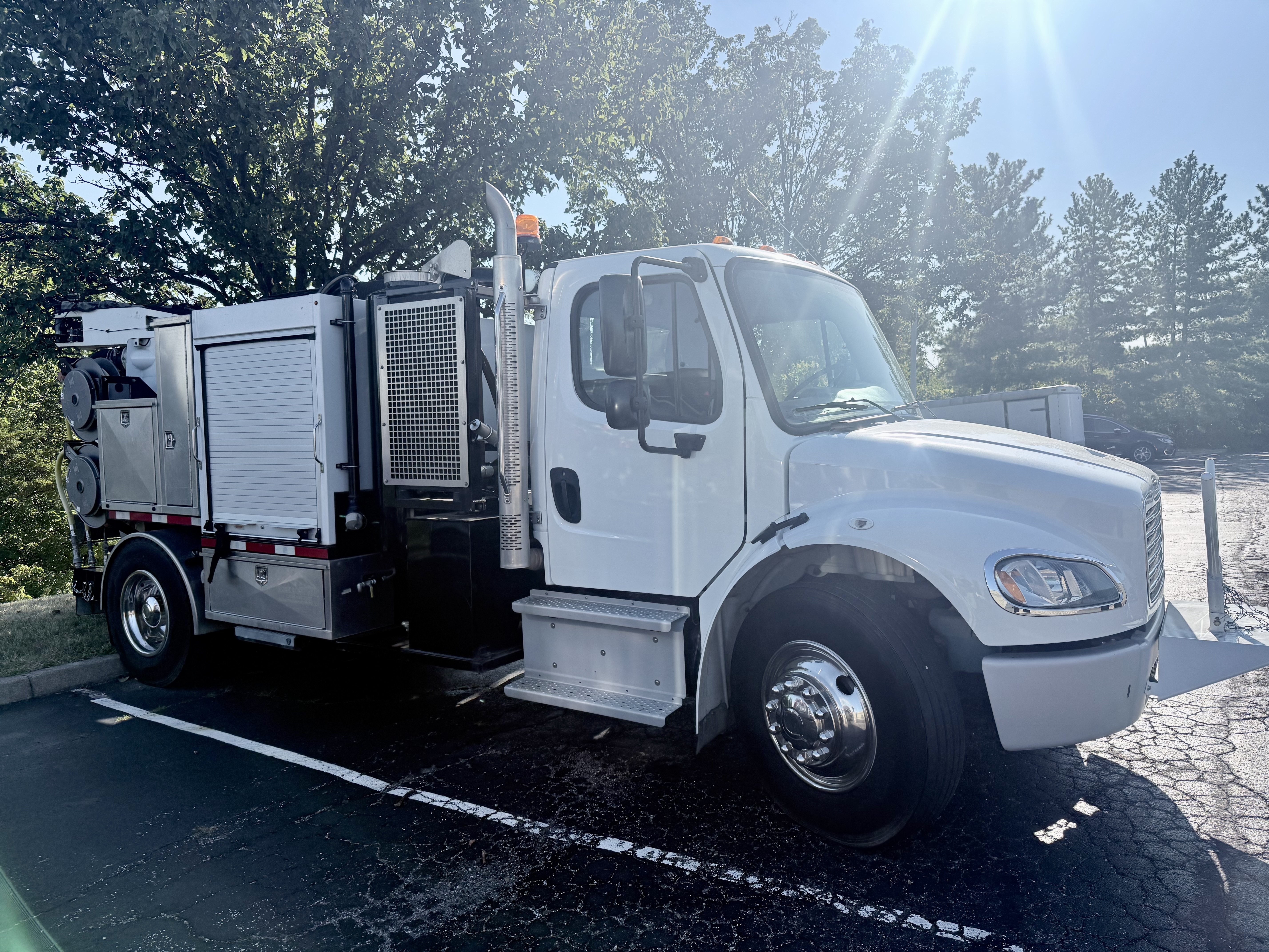 2020 FREIGHTLINER M2 106 in Crestwood, IL