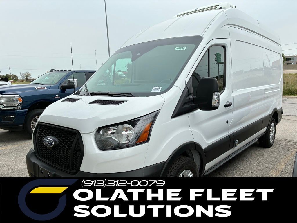2025 FORD TRANSIT 250 in Olathe, KS