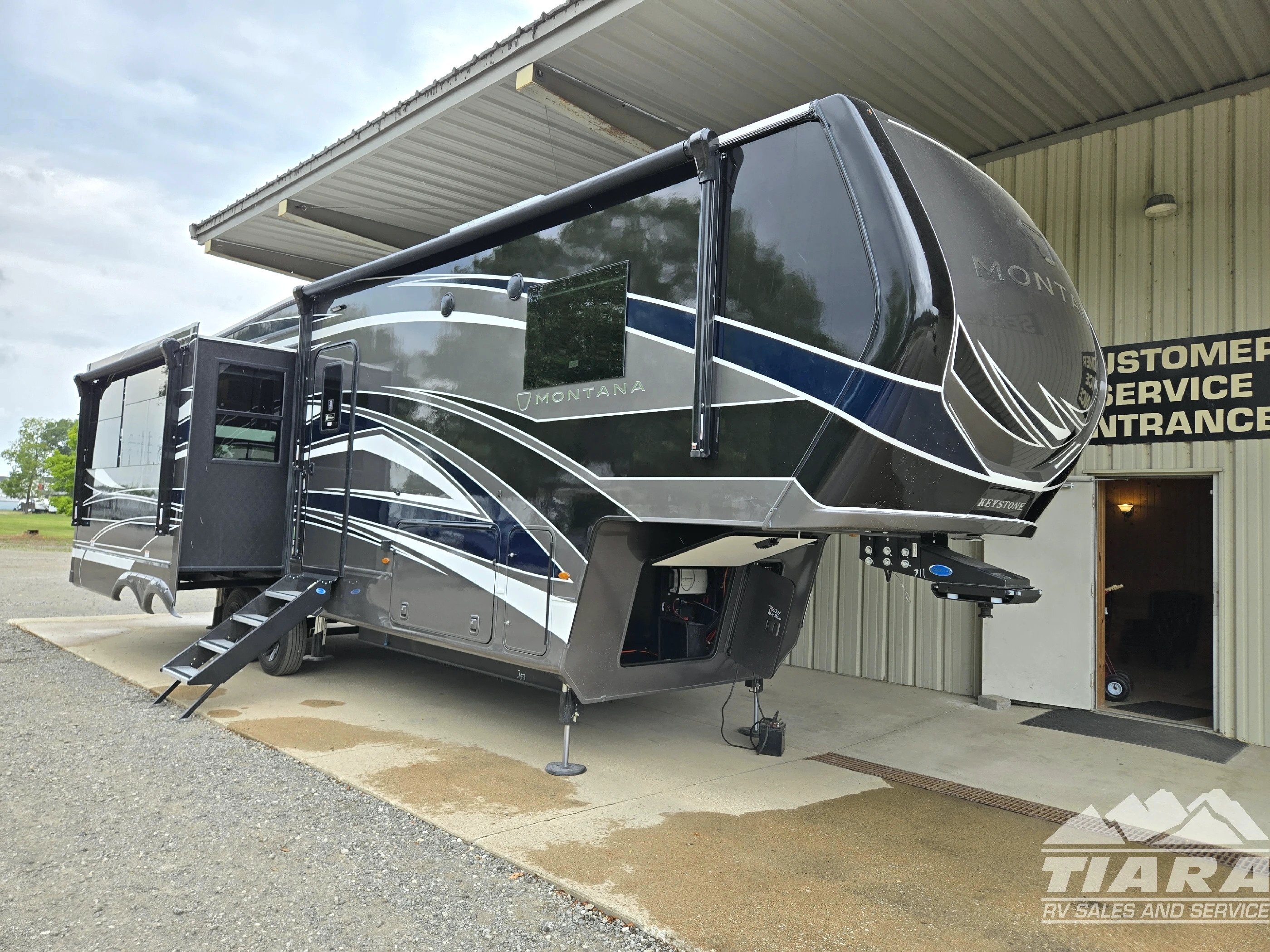 2026 Keystone Rv Montana 3123RL in elkhart IN