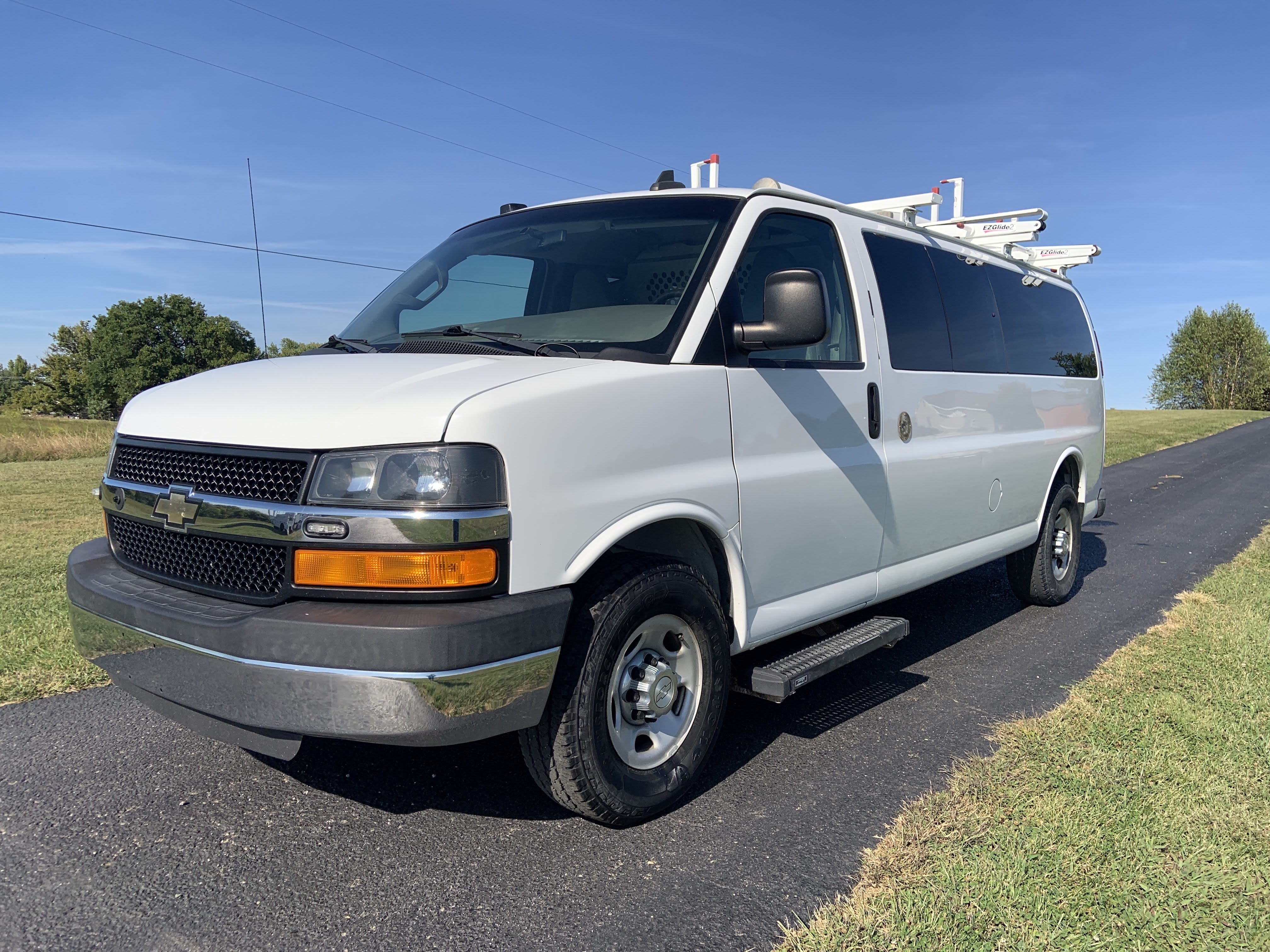 2016 CHEVROLET EXPRESS G3500 in Owenton, KY