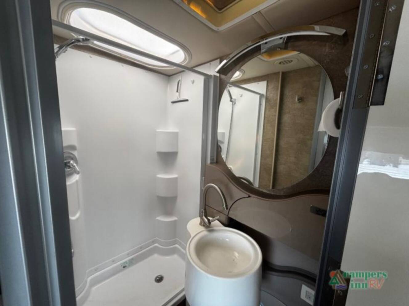 A photo of this 2017 Winnebago View 24G