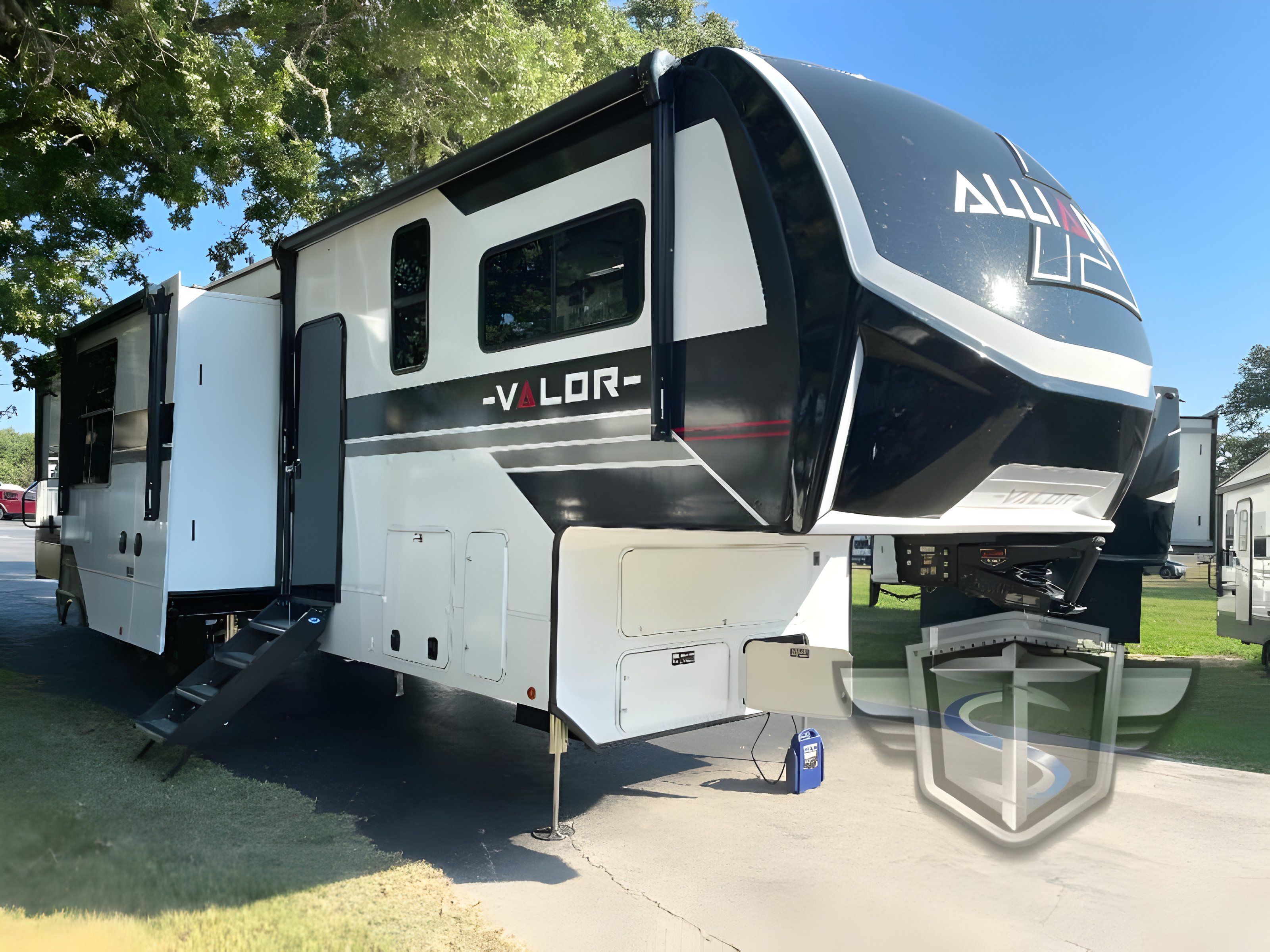 2026 Alliance Rv Valor 44V14 Fifth Wheel Toy Hauler RV