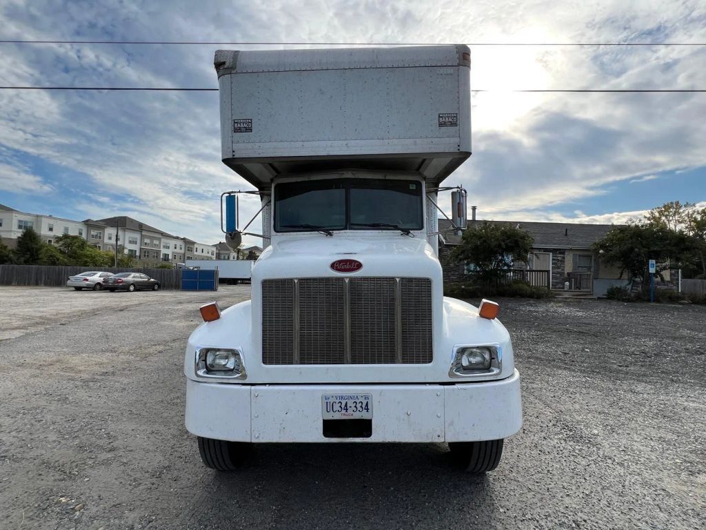 2004 PETERBILT 330 in Fredericksburg, VA