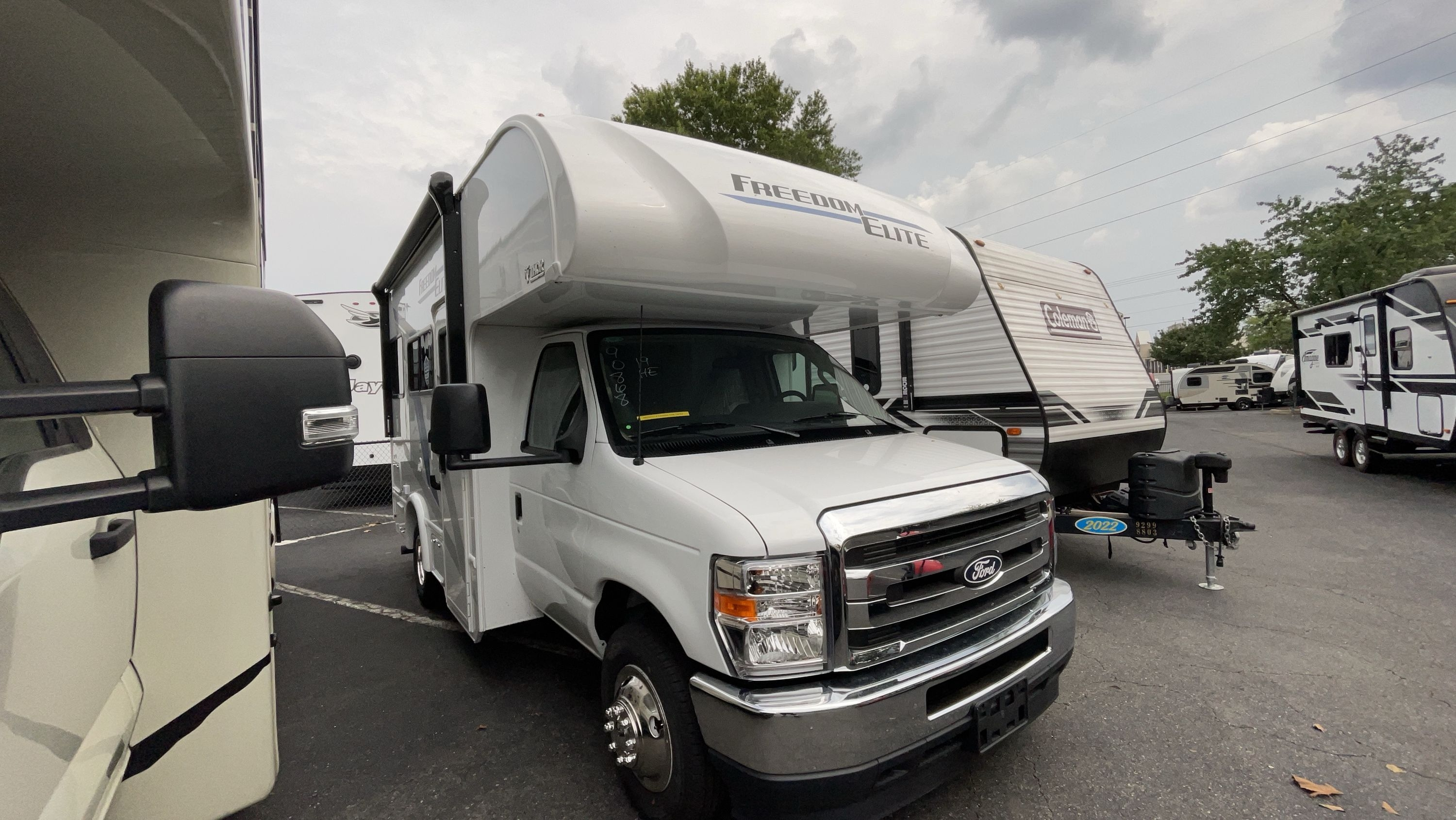 Thor Motor Coach Freedom Elite 19HE RVs For Sale - RV Trader