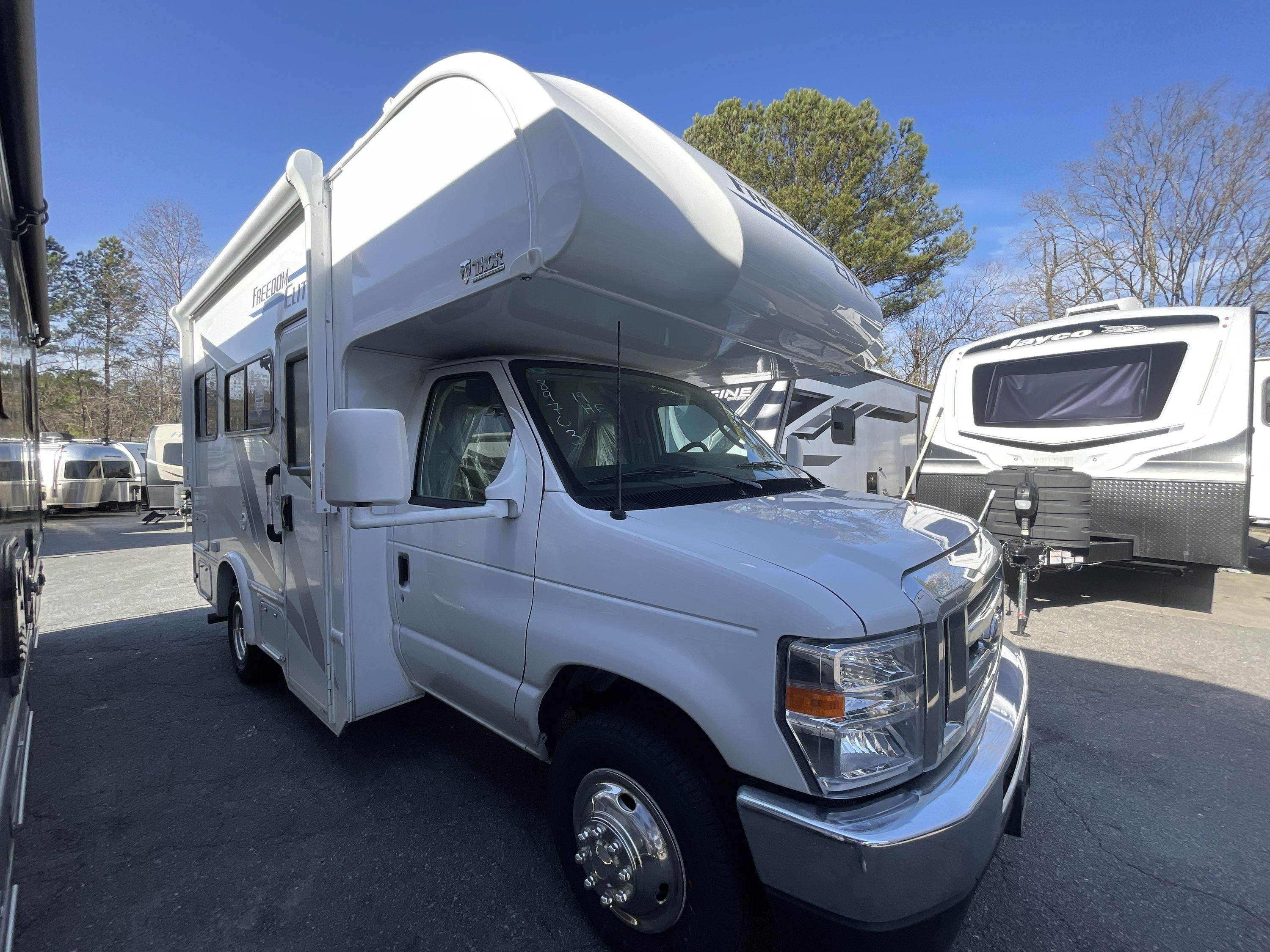 Thor Motor Coach Freedom Elite 19HE RVs For Sale - RV Trader