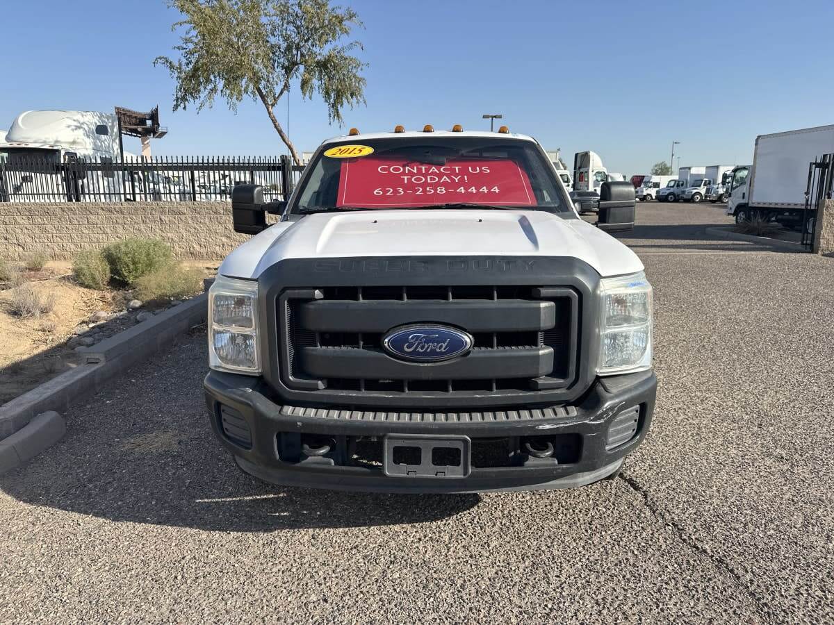 2015 Ford F-350 photo 2