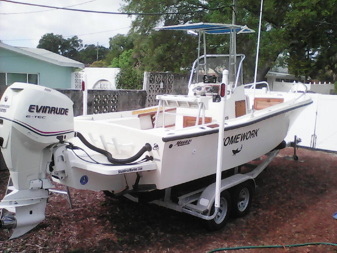 A photo of this 1979 Mako 21 Center Console