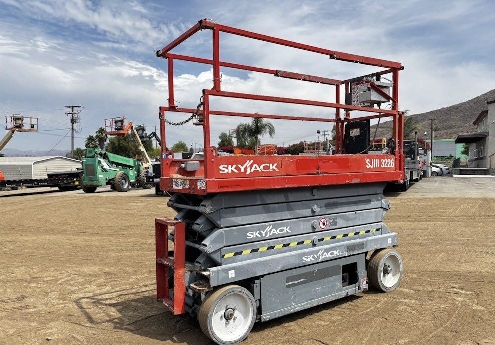 2016 SKYJACK SJIII3226 in Portland, OR