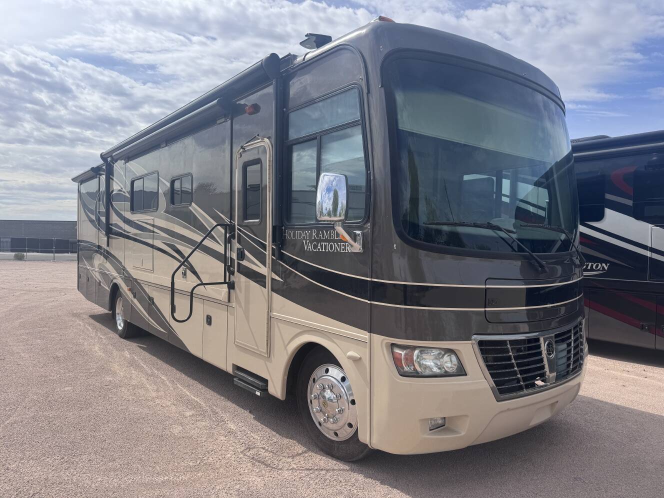 A photo of this 2013 Holiday Rambler Vacationer M-36SBT