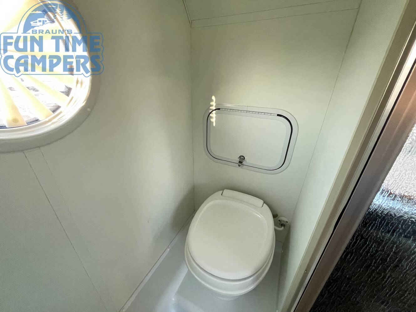 A photo of this 2020 Nucamp T@B 320 S