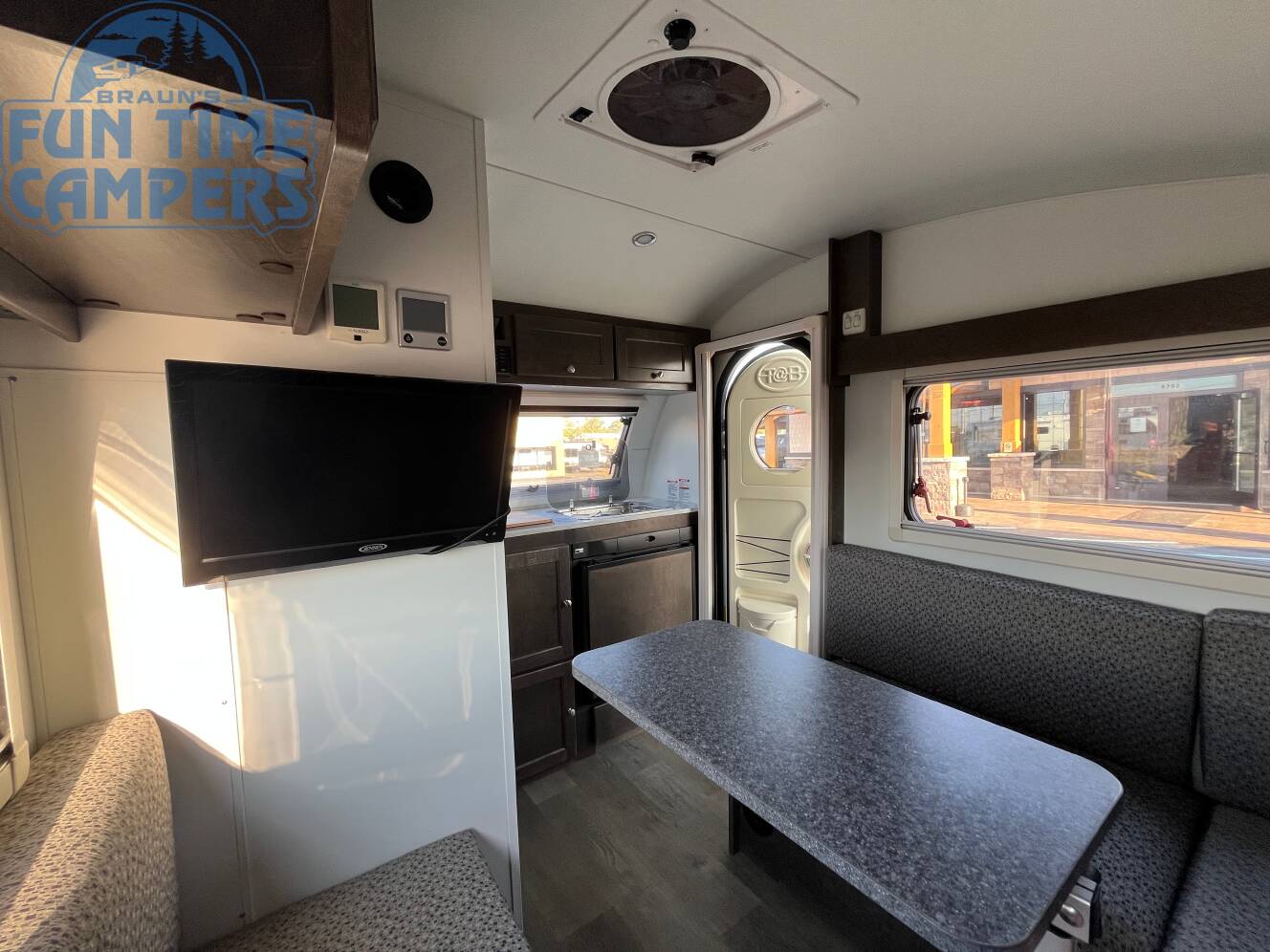 A photo of this 2020 Nucamp T@B 320 S