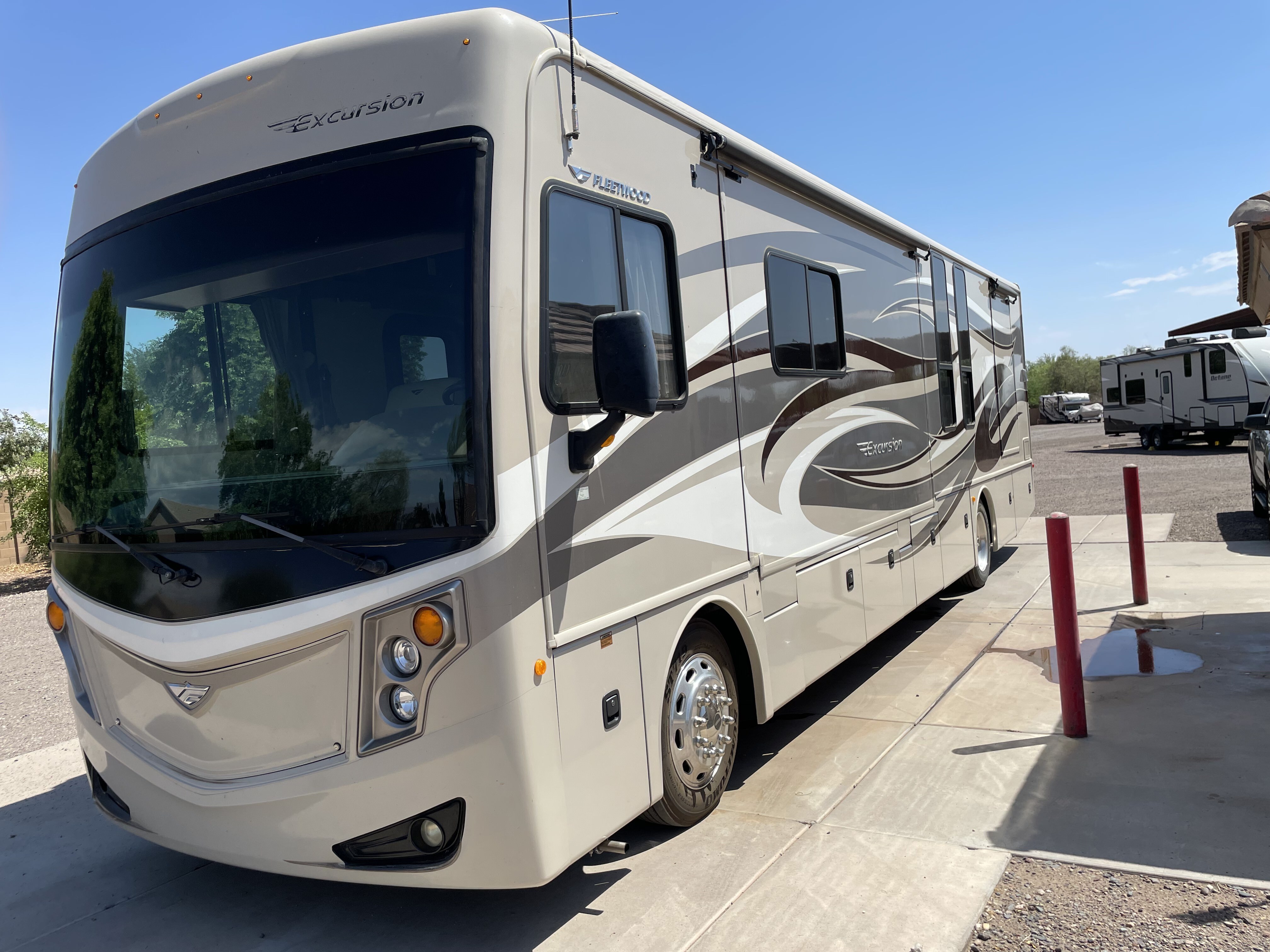 Used 2014 Fleetwood Excursion 35b in Mesa, AZ - 5037830476 - RV Trader