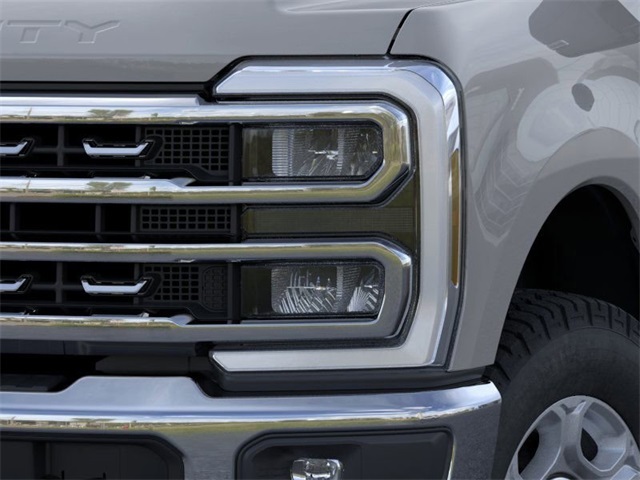 2026 Ford F-250 photo 18