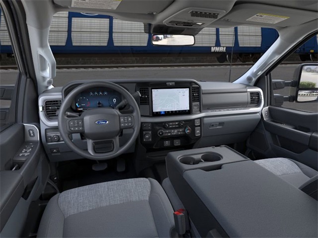 2026 Ford F-250 photo 9