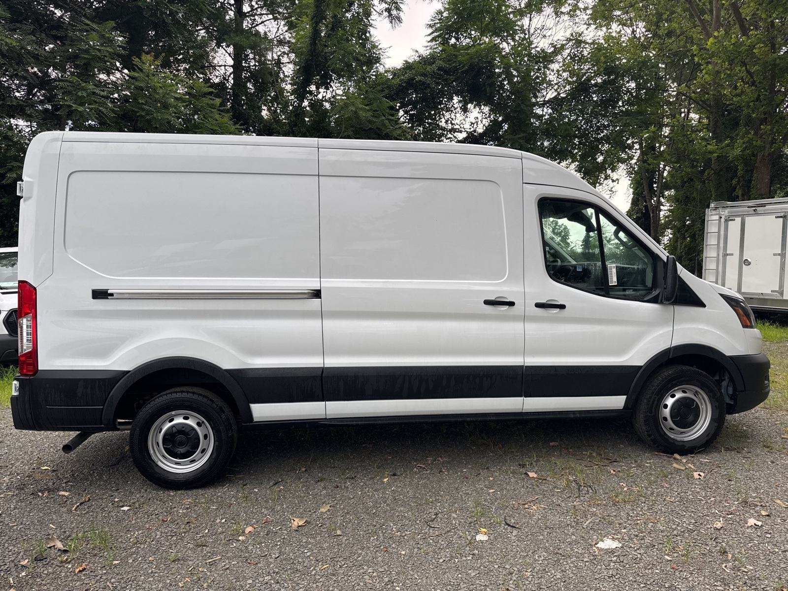 2025 Ford Transit Cargo Van photo 2