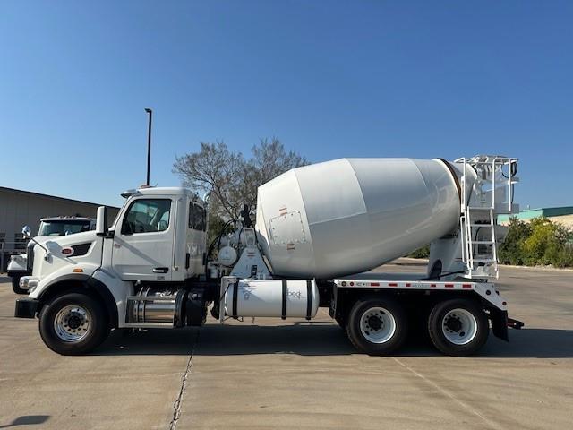 2026 Peterbilt 567 photo 4