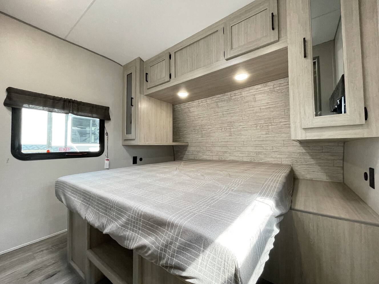 A photo of this 2026 Coachmen CATALINA 323BHDSCK