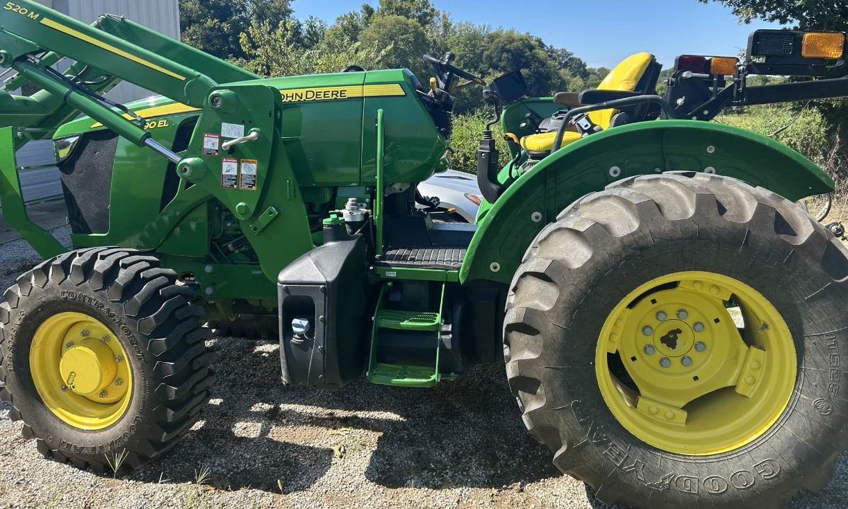 2021 JOHN DEERE 5090EL in Russellville, AL