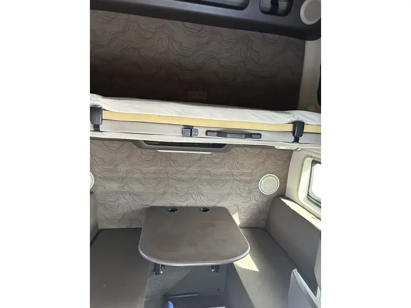 2016 VOLVO VN