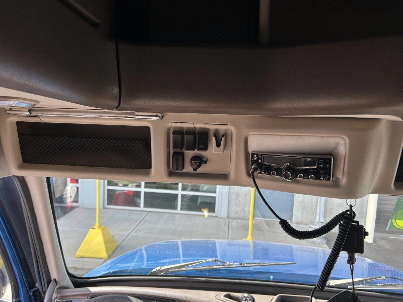 2016 VOLVO VN