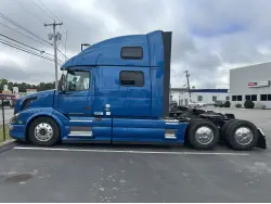 2016 VOLVO VN
