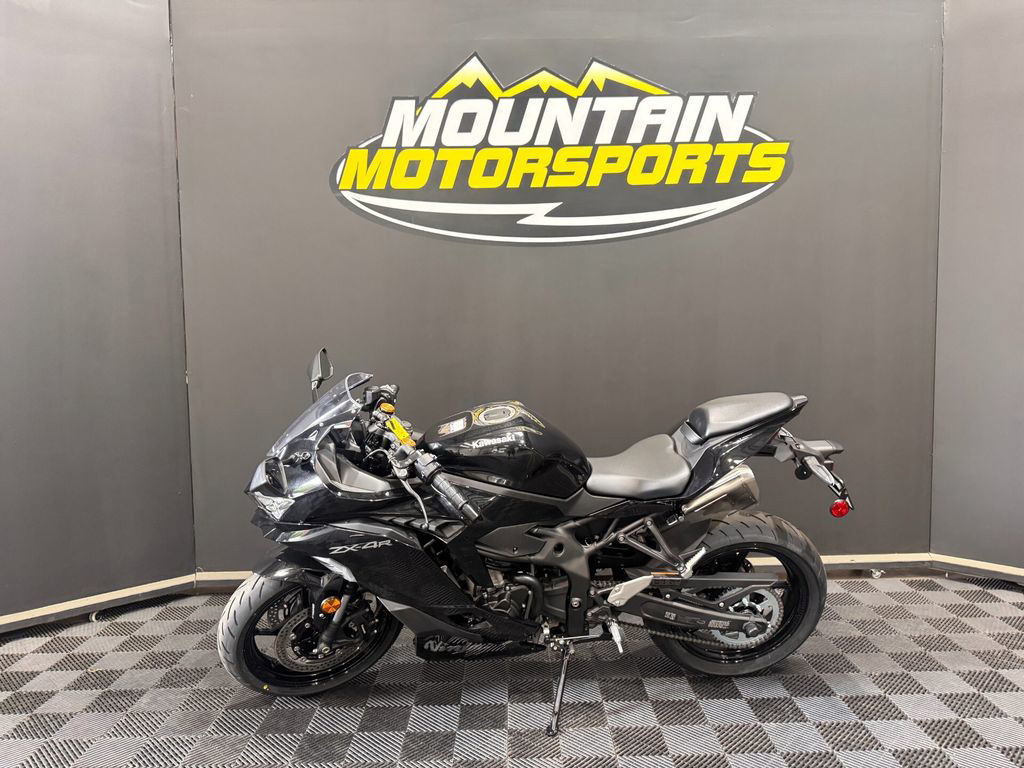 ざわざわ④ Black Kawasaki Ninja ZX-4R Motorcycles For Sale in Georgia