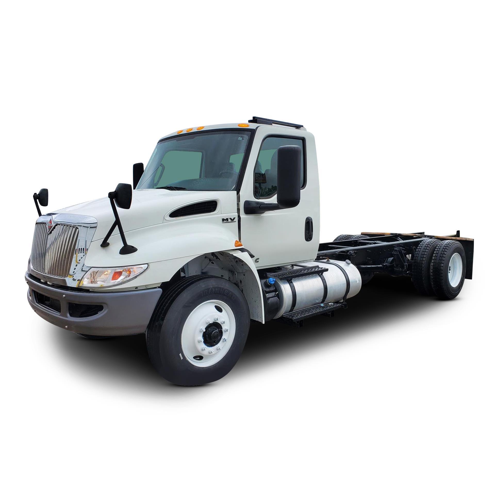 洋書 INTERNATIONAL TRUCKS Amazon.com: NewRay International 4200 White Box Truck