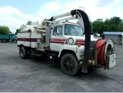 1988 FORD LN800
