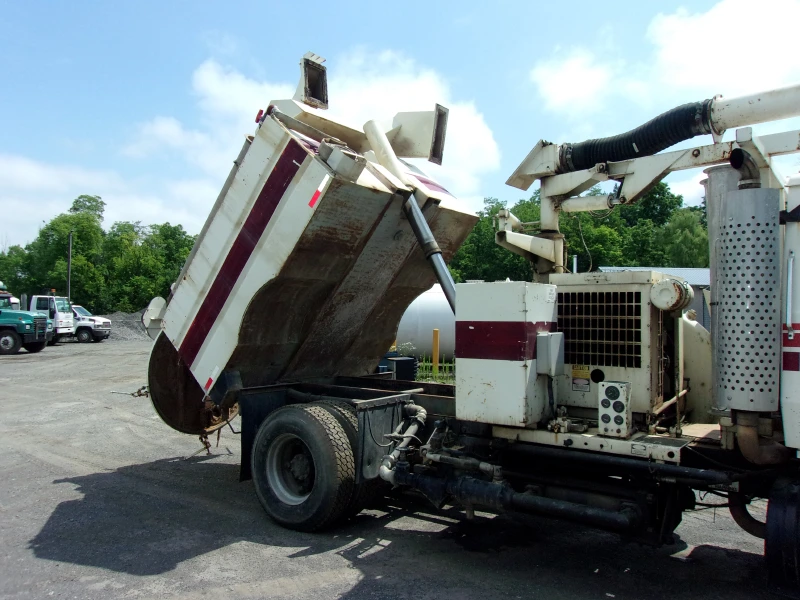 1988 FORD LN800