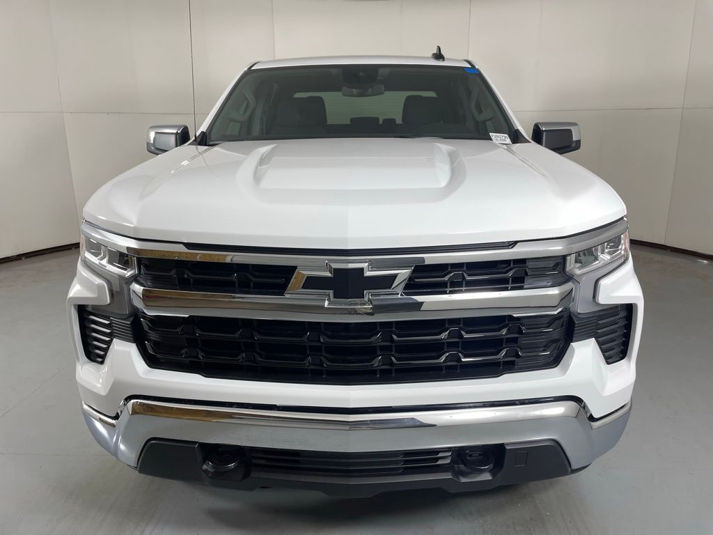 2026 Chevrolet Silverado 1500 LT photo 4