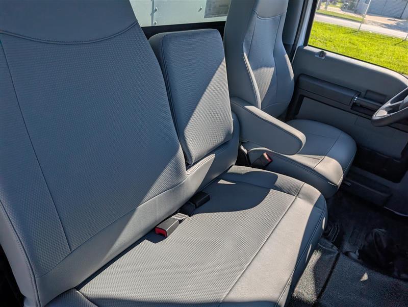 2026 Ford F-650 photo 17