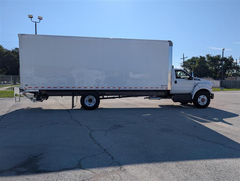 2026 Ford F-650 photo 7