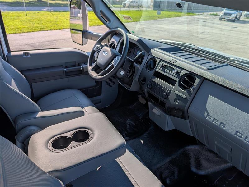 2026 Ford F-650 photo 18