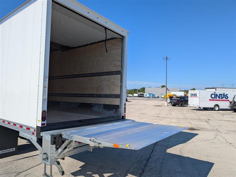 2026 Ford F-650 photo 11
