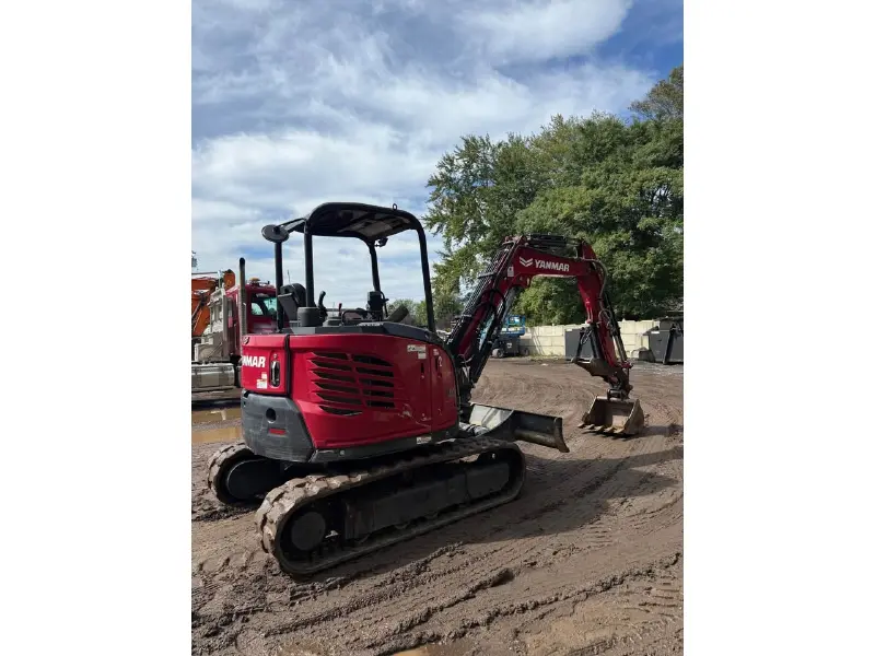 2022 YANMAR SV40