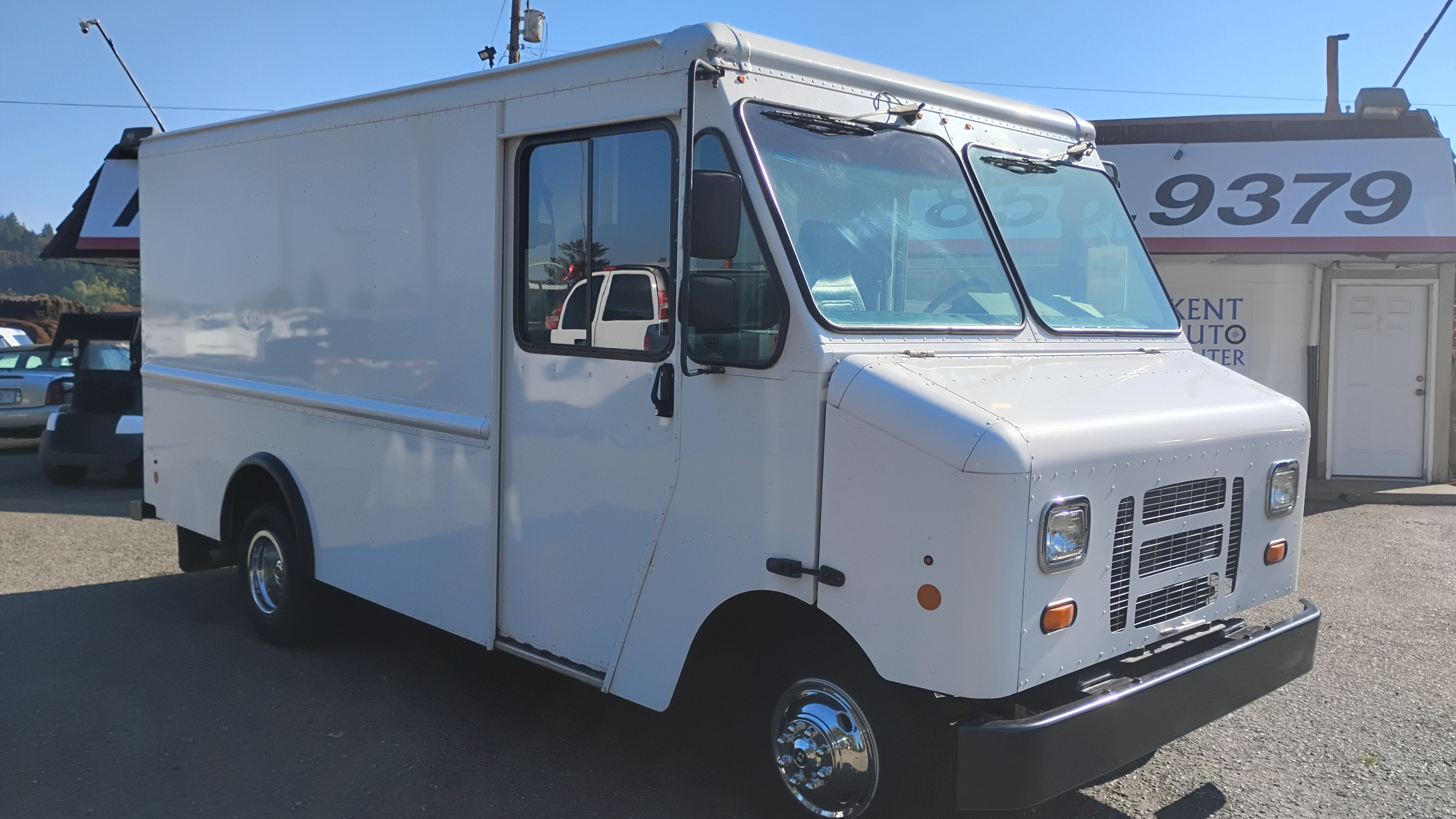 2014 FORD E350 in Kent, WA
