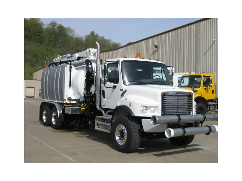 2011 FREIGHTLINER M2 106V w/Aquatech Combo Sewer Jetter, Vacuum, Hydro Excavator  
