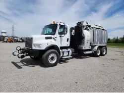 2011 FREIGHTLINER M2 106V w/Aquatech Combo Sewer Jetter, Vacuum, Hydro Excavator  